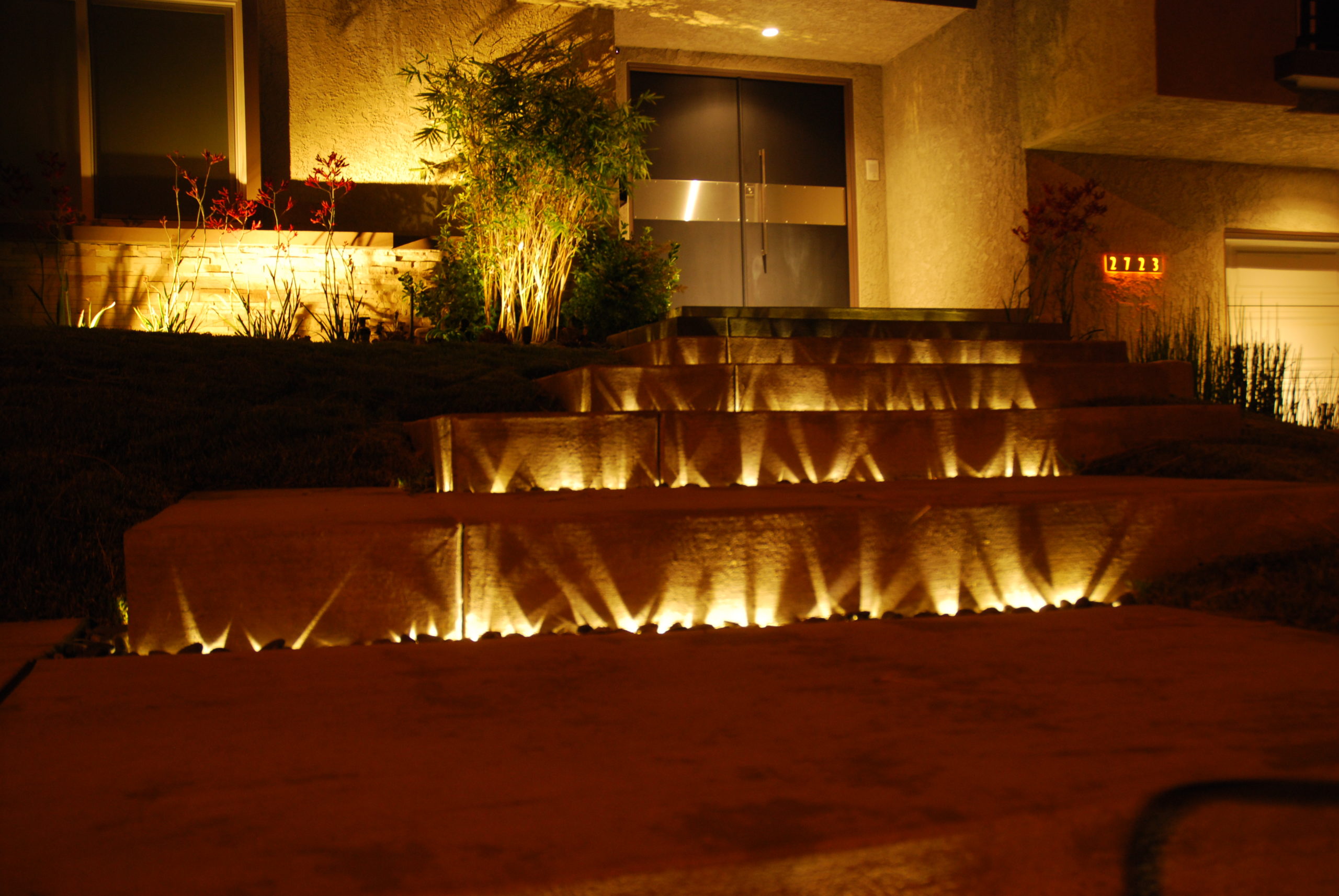 Outdoor LED Track Lighting